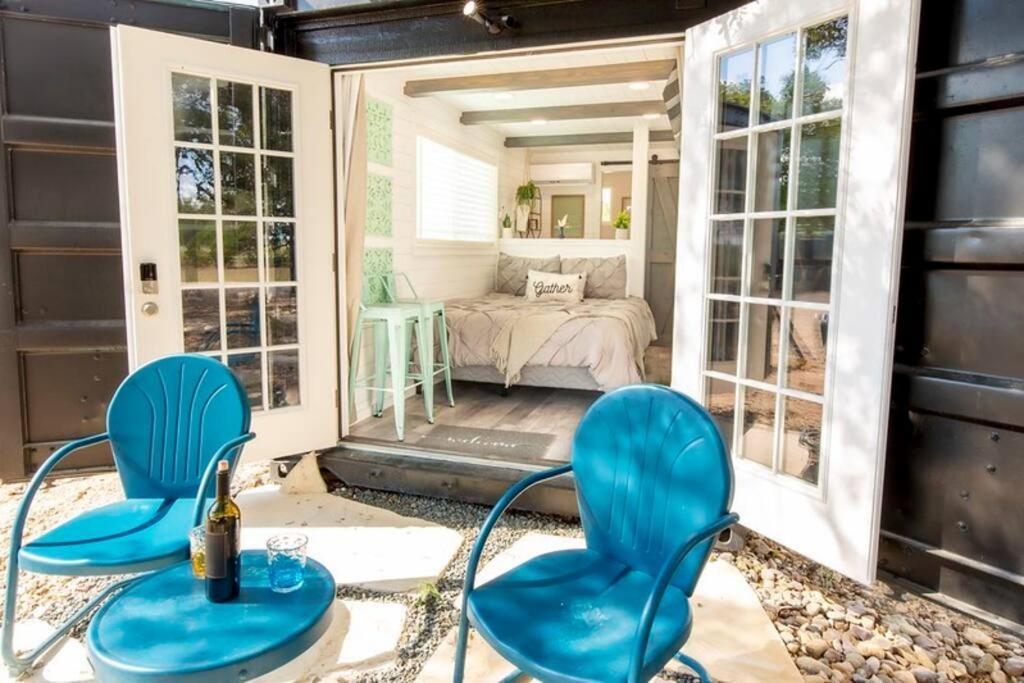 The Container Retreat @ 290 Wine Trail #9 Get Away Today! Hye Exterior photo